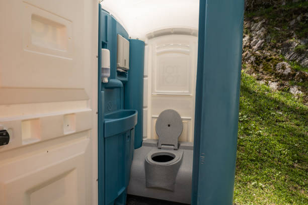 Best Emergency porta potty rental  in Pearl Beach, MI